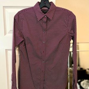 Womens Banana Republic Dress Shirt. Size Small.